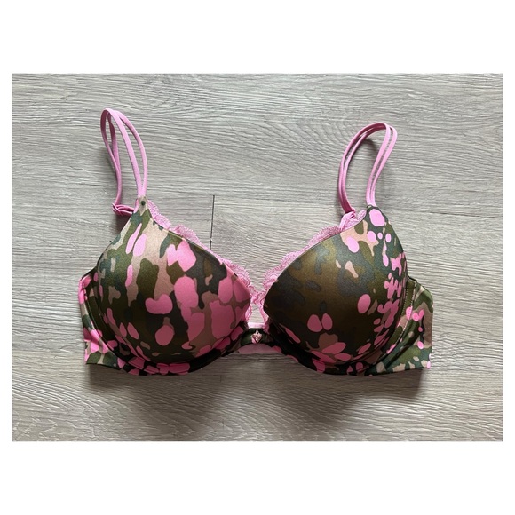 Victoria’s Secret Very Sexy Camo Push Up Bra Size 34C - Picture 1 of 4